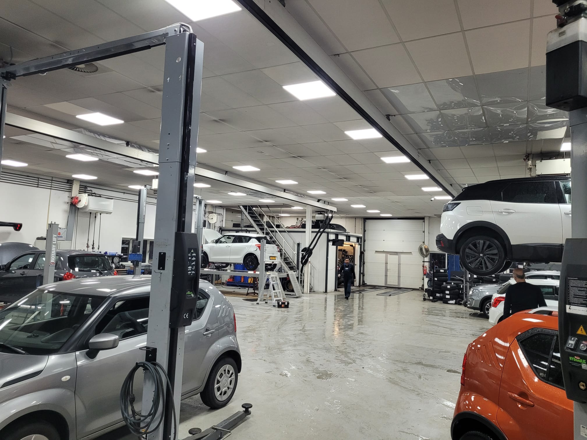 Auto Luykx - Leding Light BV